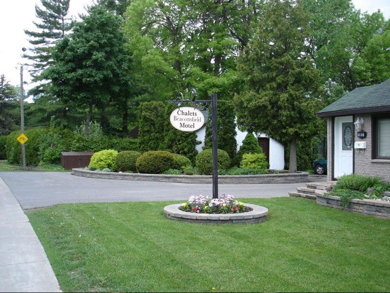 Chalet Beaconsfield Motel Dış mekan fotoğraf