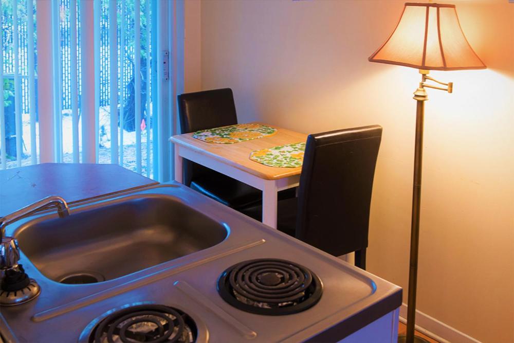 Chalet Beaconsfield Motel Dış mekan fotoğraf